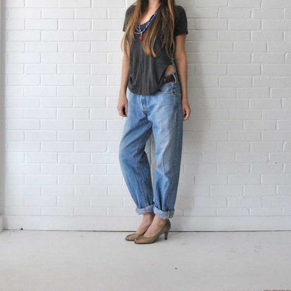 Items similar to Slouchy LEVIS Jeans // Low Waisted Levi's Boyfriend ...