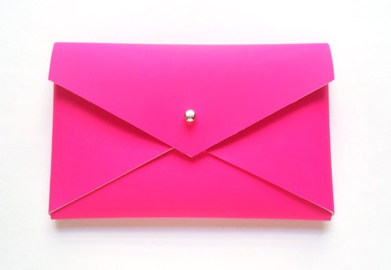 pink envelope bag