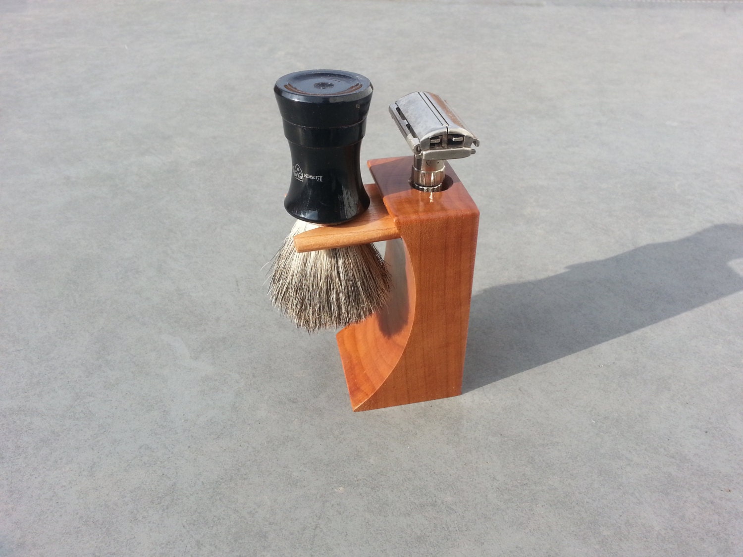 Safety Razor and Badger Brush Wooden Stand Solid Cherry for