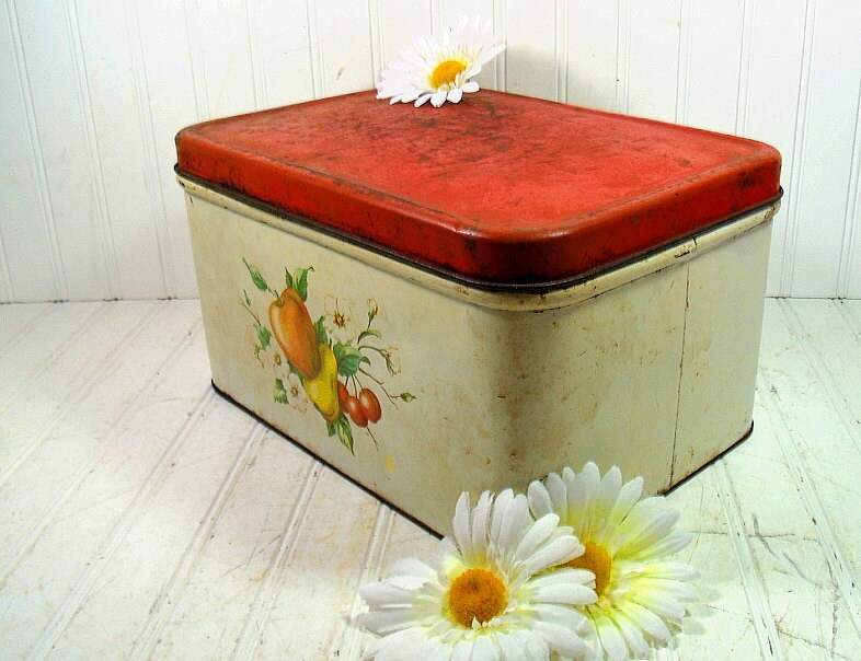 Rustic DecoWare Metal Large Bread Box Vintage Chippy Paint