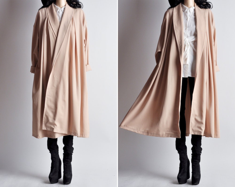beige oversized swing trench coat / m