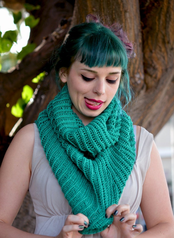 Volcano Cowl - knitting pattern PDF