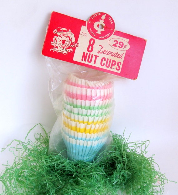 Vintage Crepe Paper Nut Cups Package of 8