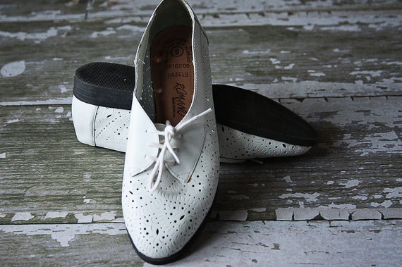 Vintage White Oxfords Shoes Womens Size 6 M Made in Brazil