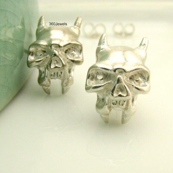 Devil's Horn Skull Stud Earrings For Men 3D Gothic by 360Jewels