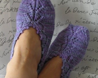 Knitting Pattern PDF - slipper socks - Chausettes de Lavande - Lavender Socks - women's slippers - easy quick knit - DIY gift Birthday