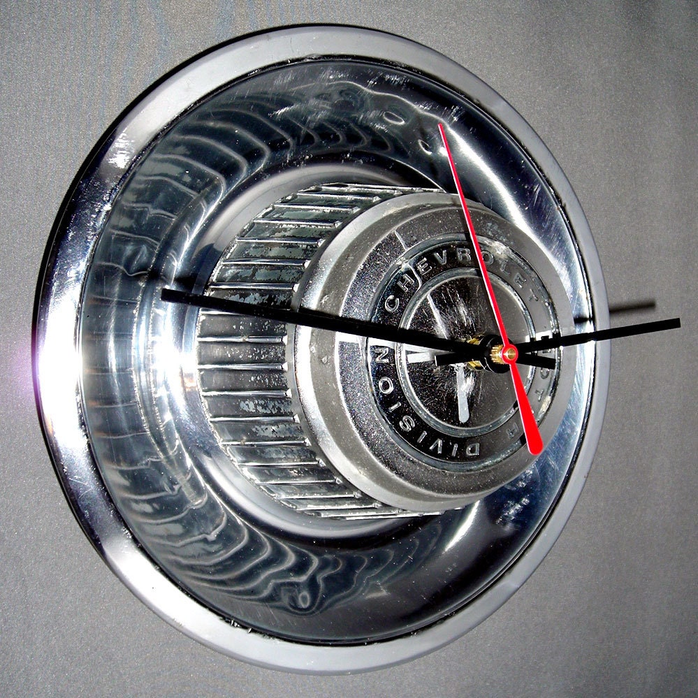 Chevy Hubcap Clock 1968 1974 Corvette Camaro Chevelle Nova
