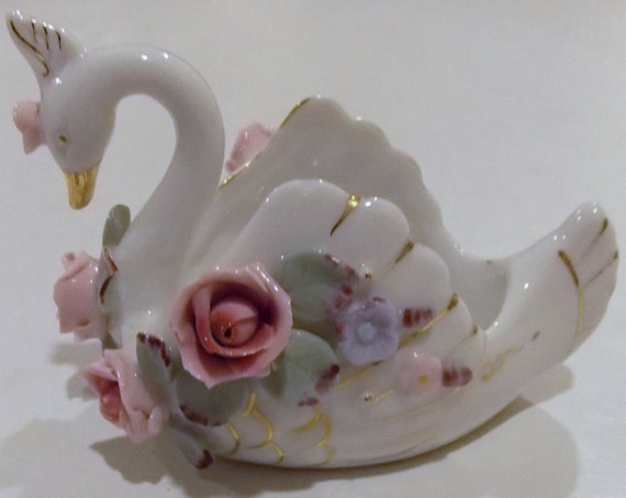 Items similar to Vintage Lefton China Hand Painted Swan Trinket Jewelry ...