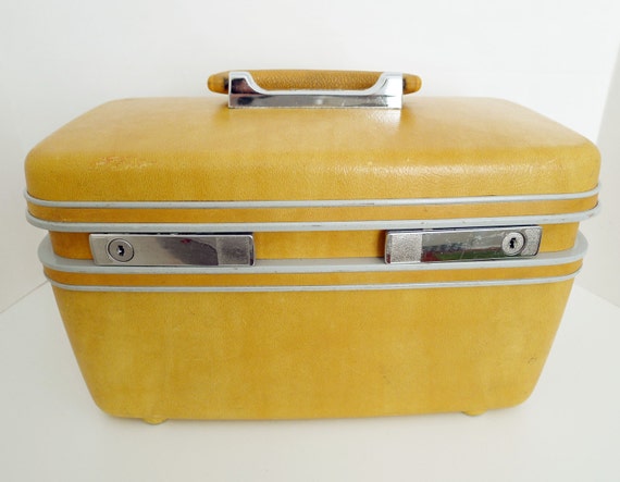 Vintage Samsonite Yellow Makeup Train Case by hootandeye on Etsy