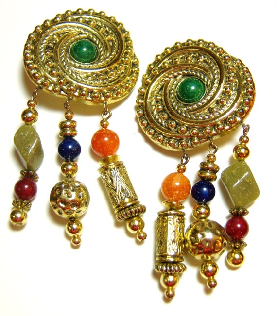 large gaudy gold tone dangle clip on vintage earrings N