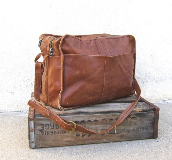Vintage Distressed Tan Leather Camera Style Satchel by Trustfund21