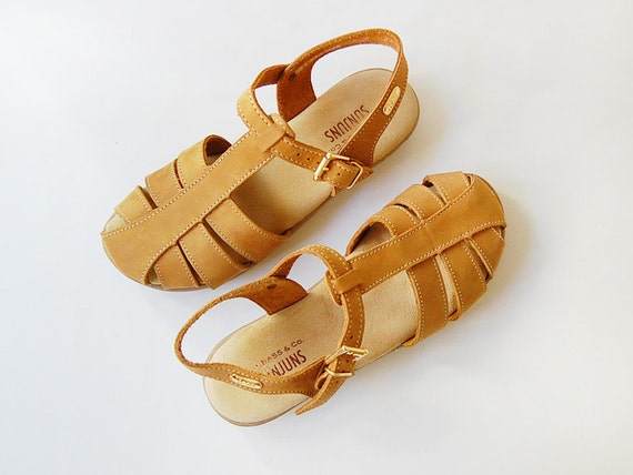 bass sandals 80s