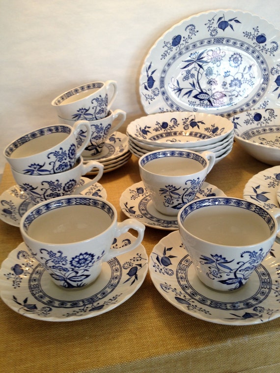 Vintage J & G Meakin Blue Nordic 27 Pieces English Ironstone