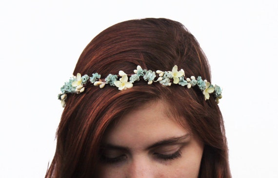 Hair Mint Green crown Green and Flower Wreath Ivory Crown Flower flower green Soft Hair Mint Green crown Green and Flower Wreath Ivory Crown Flower flower green Soft