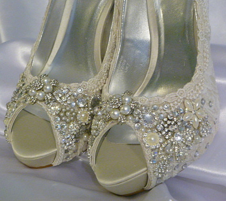 Twinkle Toes High Heels Wedding Shoes .. 5 by TessHarrissDesigns