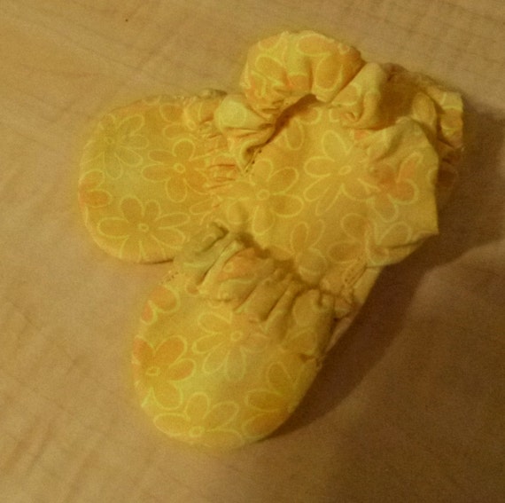 PRICE SALE-Yellow Baby Sandals by GiftsbyBeverly on Etsy