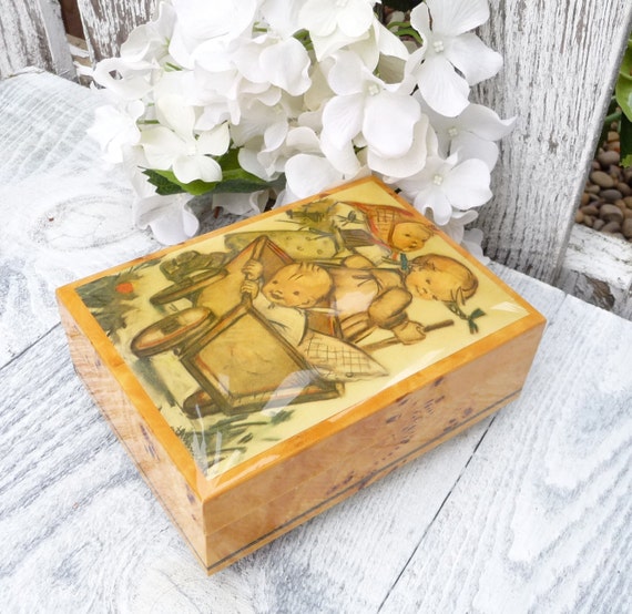 Vintage Wood Hummel Music Box / Musical Jewelry by HuckleberryVntg