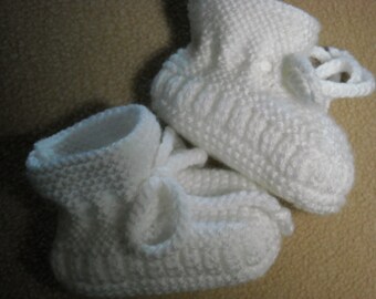 Stay-on White Baby Booties - Size 3 to 6 Month