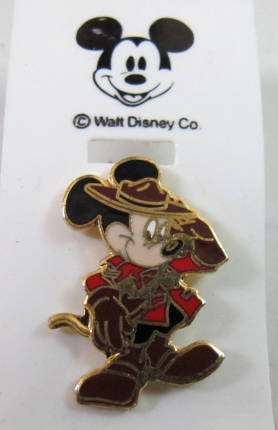 Vintage Enamel Pin Disney Mickey Mouse Canada