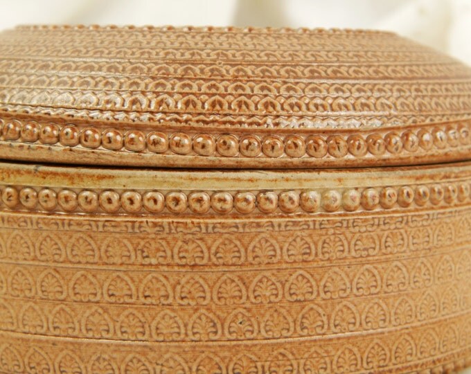 Vintage French Stonware Salt Glazed Trinket Box with Lions Heads / French Rural Decor / Country Decor / Ceramics / European / Retro Home Vintage French Stonware Salt Glazed Trinket Box with Lions Heads / French Rural Decor / Country Decor / Ceramics / European / Retro Home