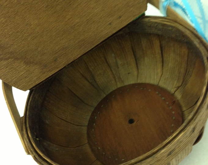 Solid Oak Hinged Lid 10 inch diameter Basket. Morning Glories painted in Acrylic on Top
