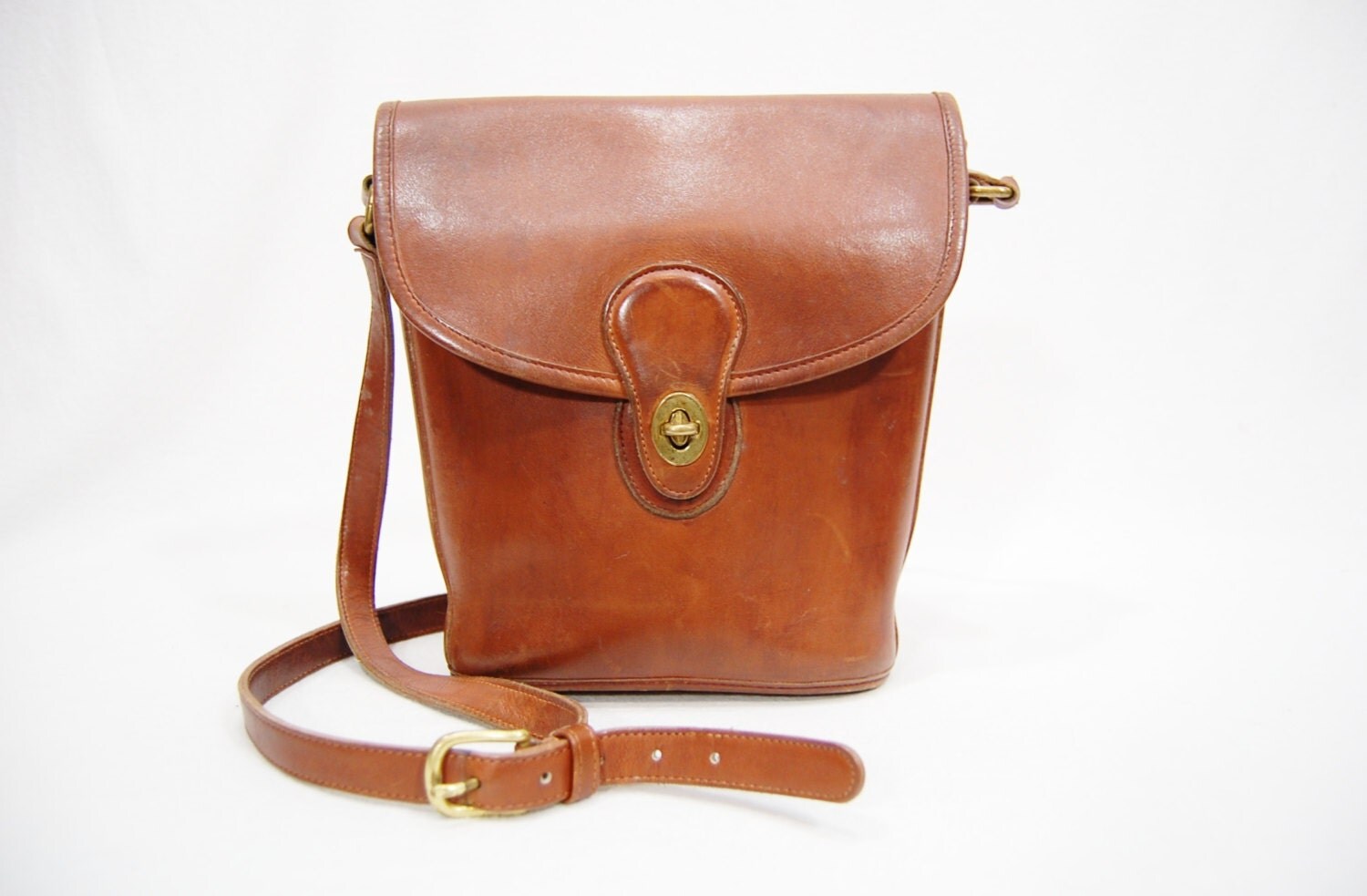 vintage coach shoulder purse