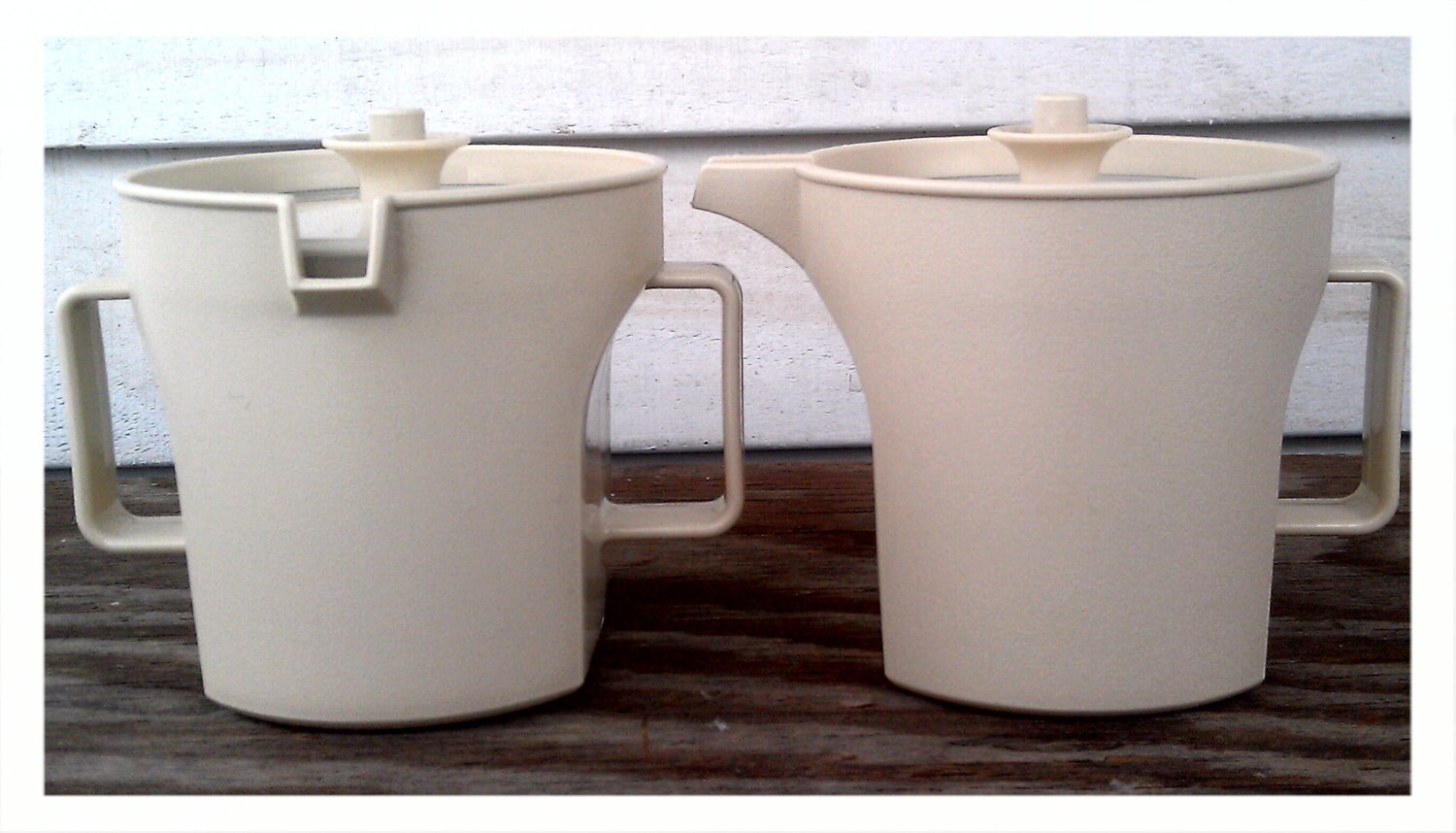 Vintage Tupperware Sugar & Creamer Set Ivory with lids