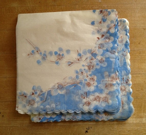 39 vintage rice paper napkins SERVIETTE blue floral