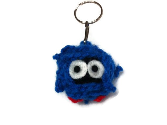 Crazy-eyed Tangela amigurumi pokemon keychain by ...