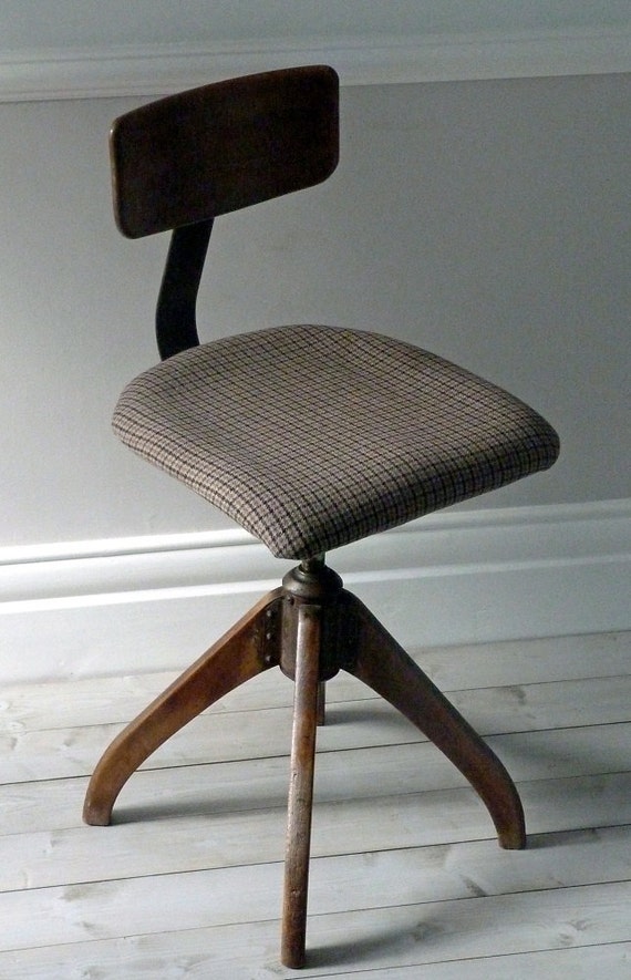 1930's Bauhaus Oak Architects Industrial Chair