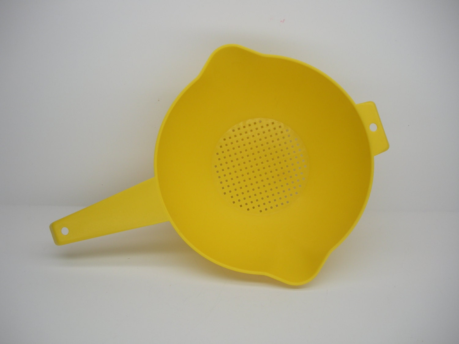 2 Quart Large Vintage Tupperware Colander Bright Yellow