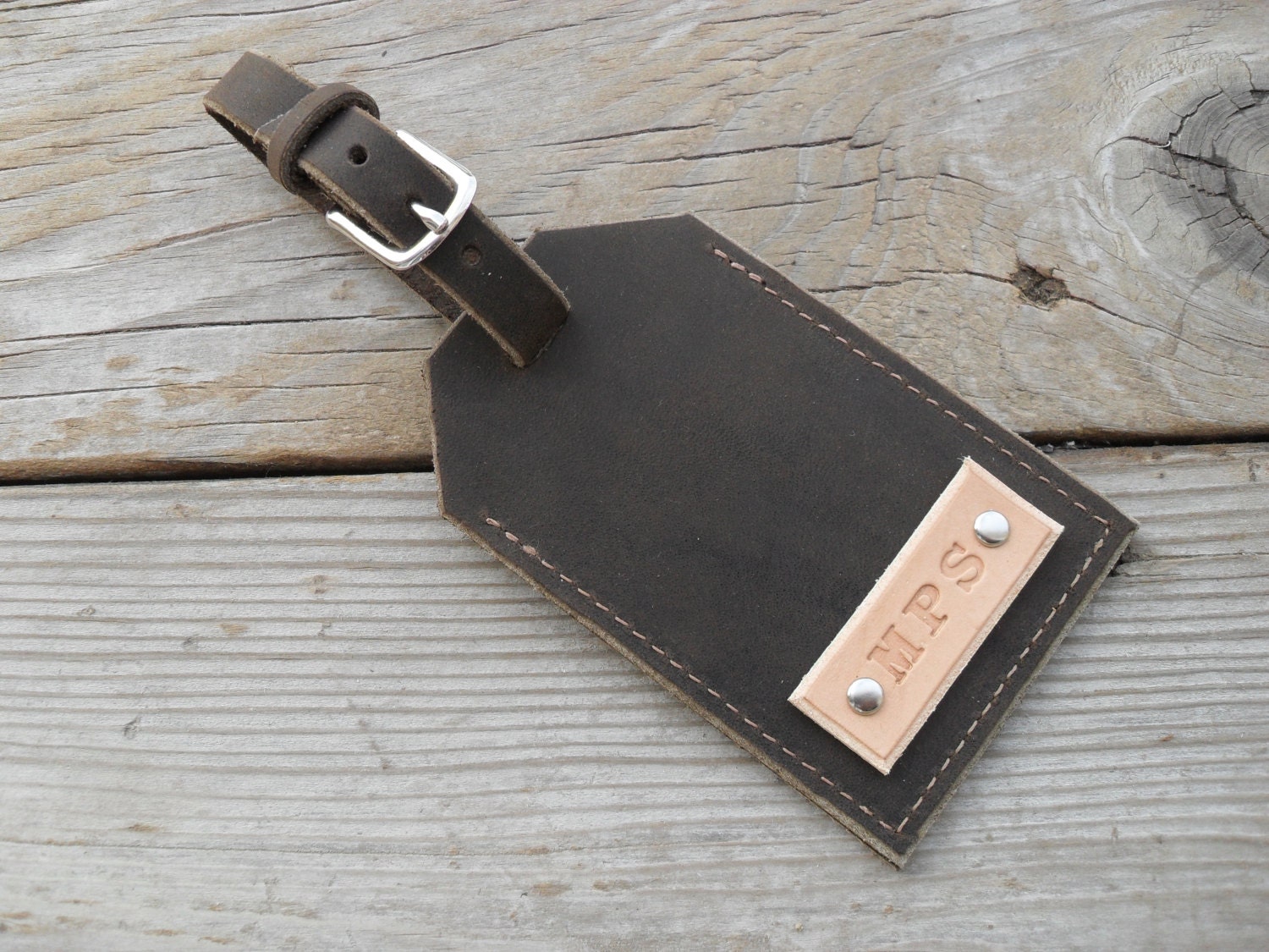 Personalized Pair of Leather Luggage Tags by UrbanCow on Etsy