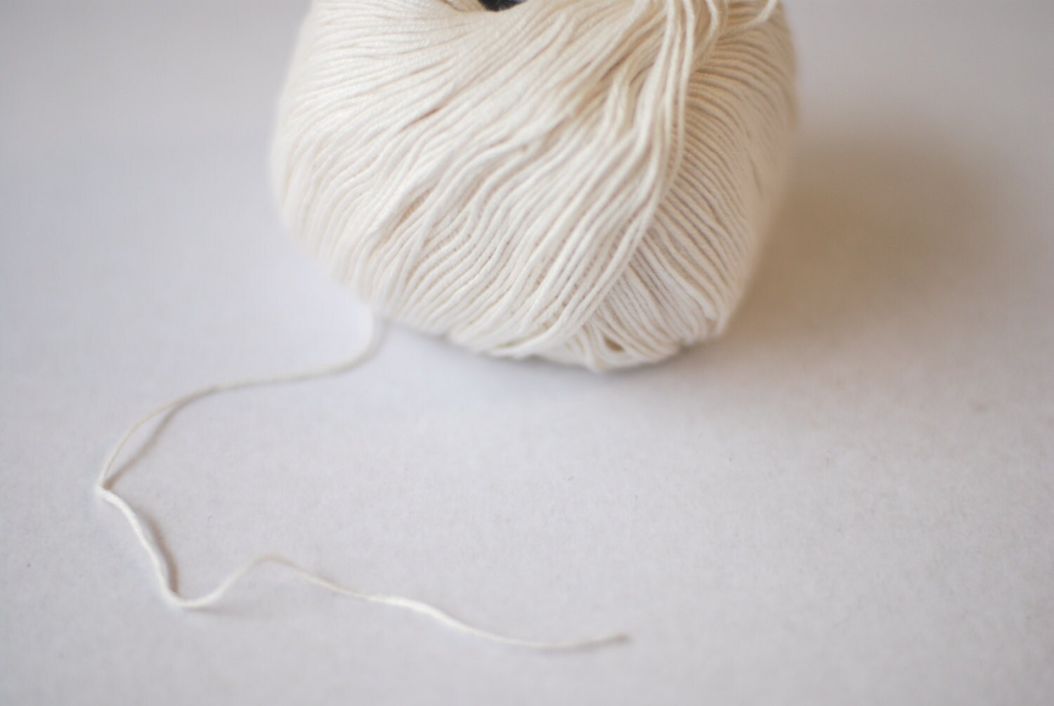 Cotton linen viscose yarn offwhite