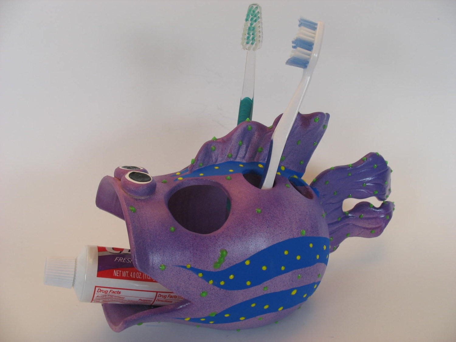 Whimsical Fish Toothbrush Holder Glow in the Dark Underwater