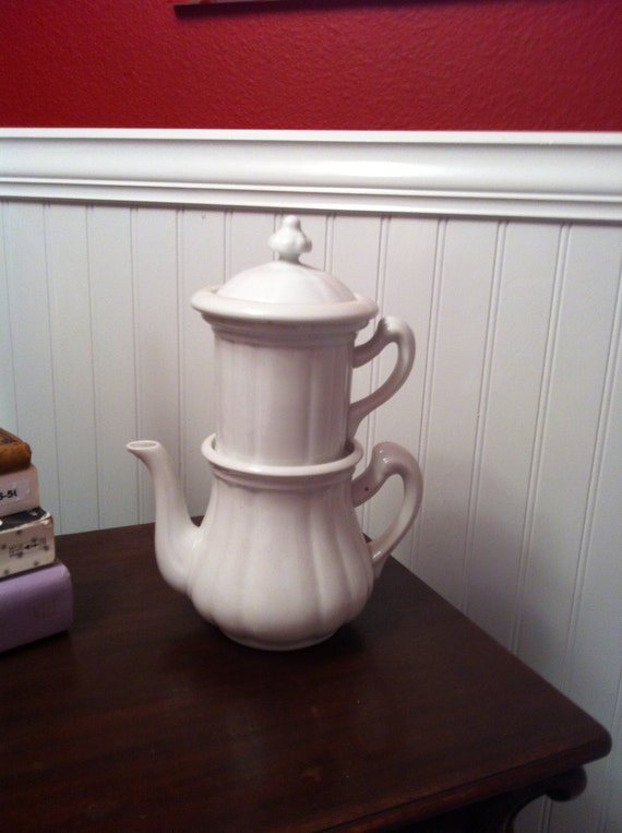 Old Fashioned Coffee Brewing Pot