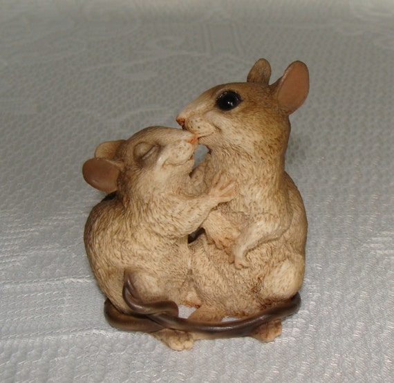 Vintage Mice Figurine Castagna 1988 Made in Italy Brown