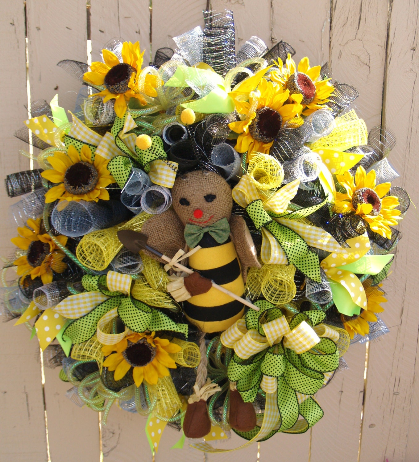 Summer Bee Sunflower Deco Mesh Wreath by SouthernAccentsEtc