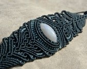 Macrame bracelet with Moon Stone (natural stone)