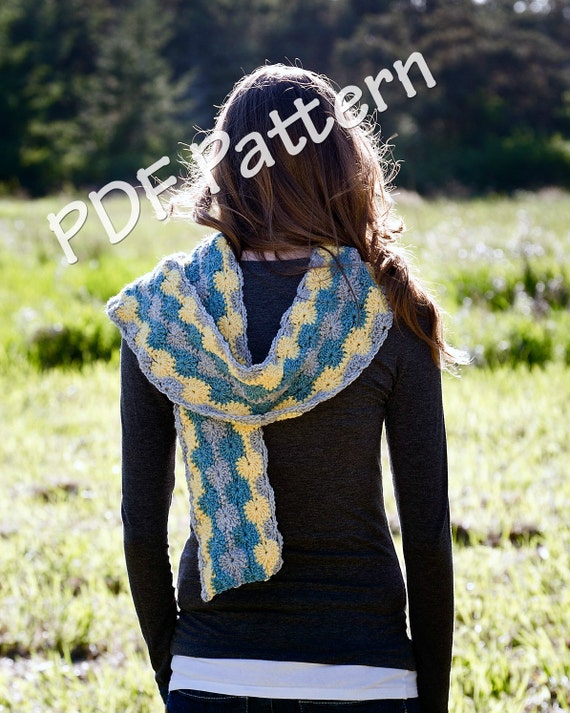 Striped crochet scarf pattern. easy crochet pattern scarf