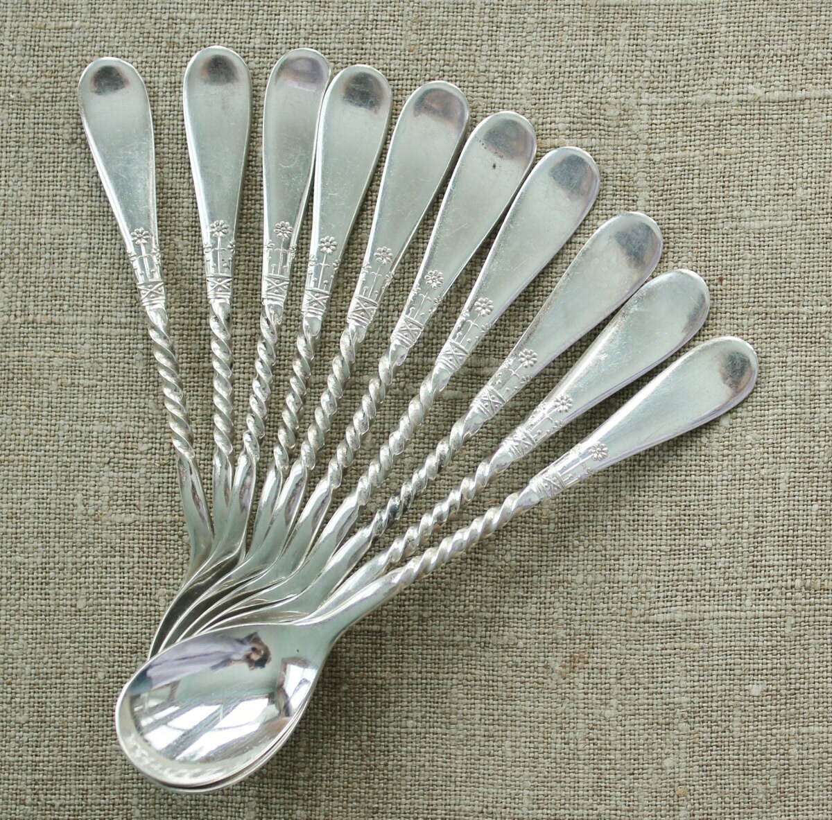 Set of 10 Vintage Gilchrist Silverplate Demitasse Spoons
