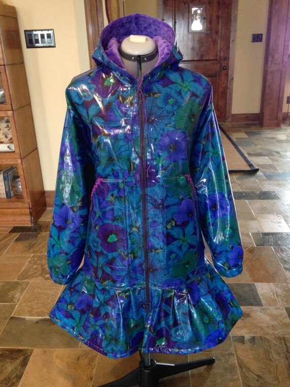 Alaska's Petunia Kuspuk Raincoat for Women 618