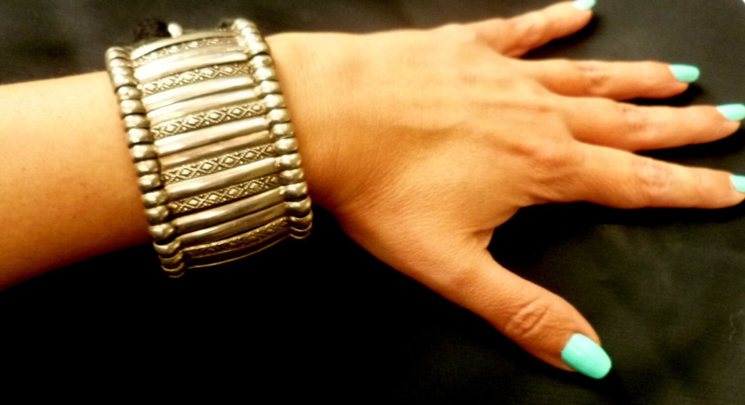 Big Silver Ethnic Cuff Bracelet. Tribal Indian Cuff with Carved