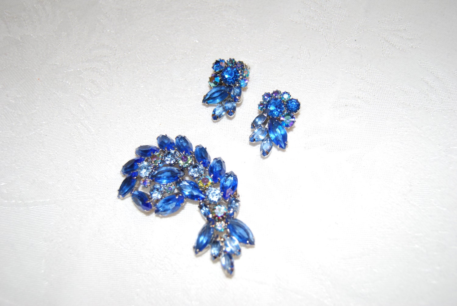 Final Clearance WEISS JEWELRY Vintage Demi Parure Weiss