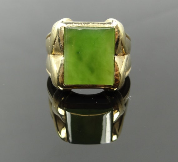 Large 1950s Mens Yellow Gold Jade Ring L0TH9X-P