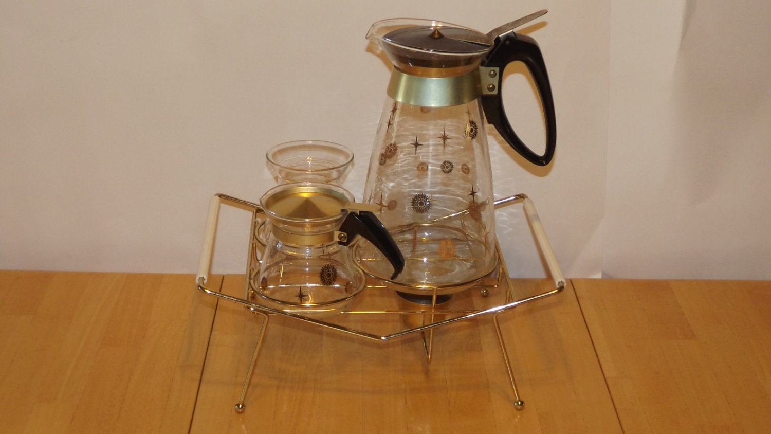 Vintage Atomic Pyrex Coffee Pot Creamer and Sugar Set With