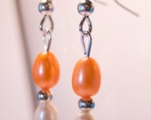 Freshwater pearl earrings in orange and white,Tennessee Volunteers, Syracuse Orange, Texas Longhorns