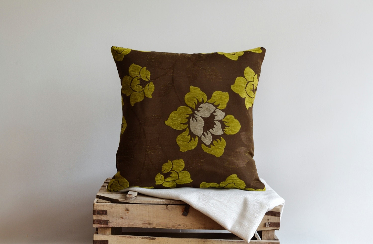 Modern Large Flowers Pillow Cover 20x20 Decorative Throw