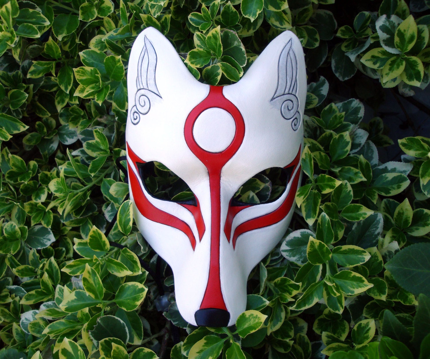 Kitsune mask. Маска Кицунэ Анбу. Японская маска Кицунэ. Маски Кабуки Кицунэ. Китайская маска Кицунэ.