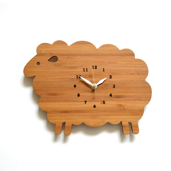 Holz wanduhr schafe kinder wanduhr kinderzimmer dekor von decoylab