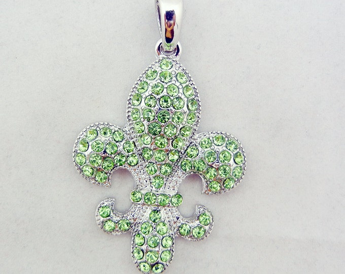 Silver-tone Green Peridot Rhinestone Fleur de Lis Pendant